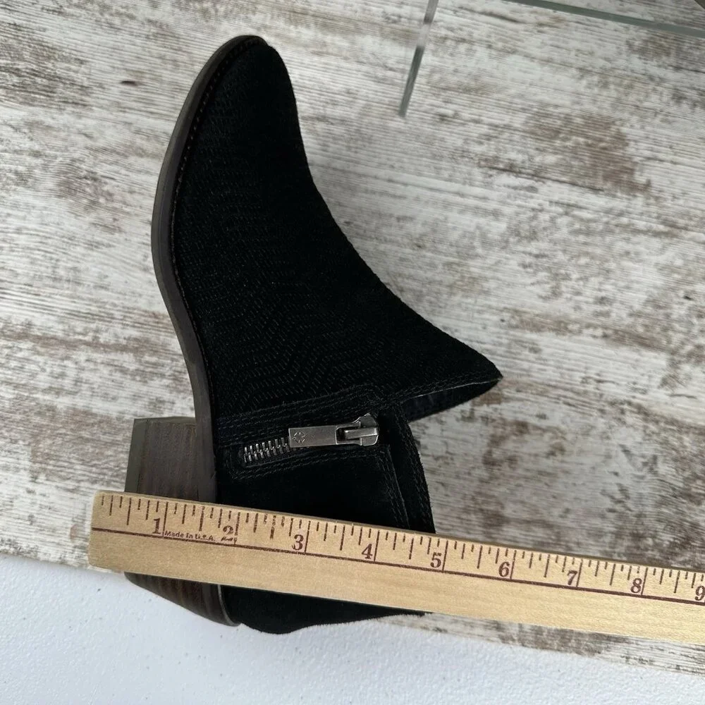 LUCKY BRAND Fhuna Ankle Bootie Women’s‎ 8M Black Suede Low Cut Boots Casual Chic